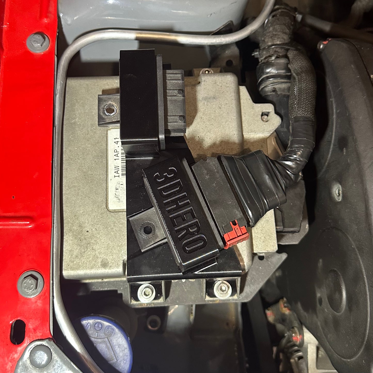 Support relais pompe a essence 106 S16 Saxo VTS